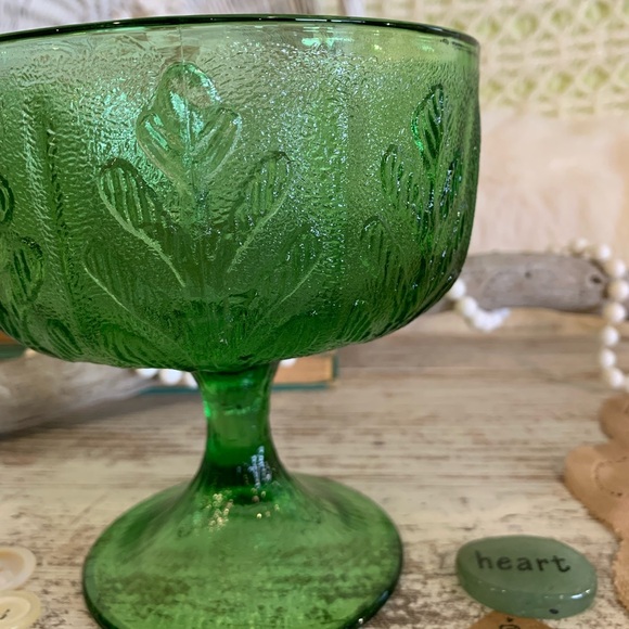 Vintage Glass Dish 🌳 - Picture 4 of 8